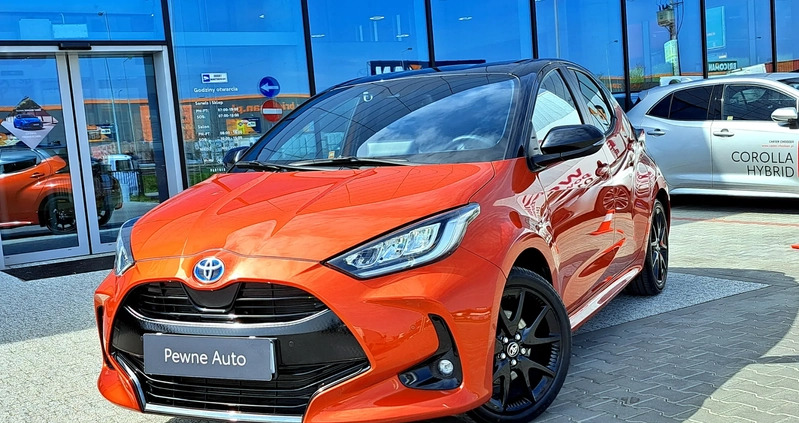 Toyota Yaris cena 105900 przebieg: 2100, rok produkcji 2023 z Kołobrzeg małe 154